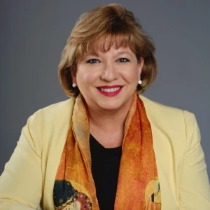 Ana Hinojosa