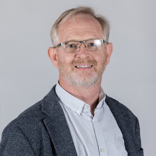 Prof. Russell Frew Website Headshot