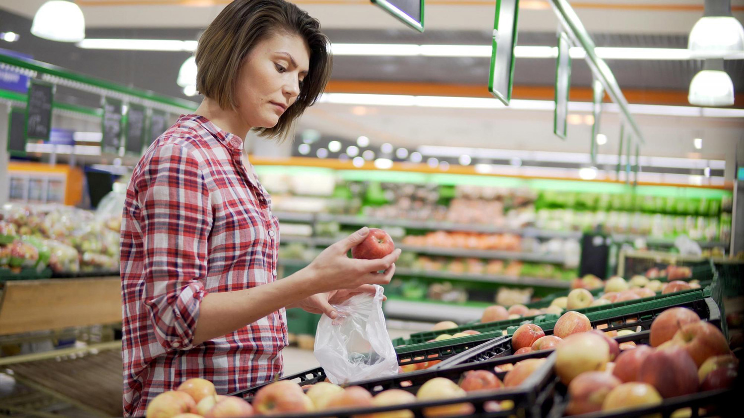 groceries apple woman